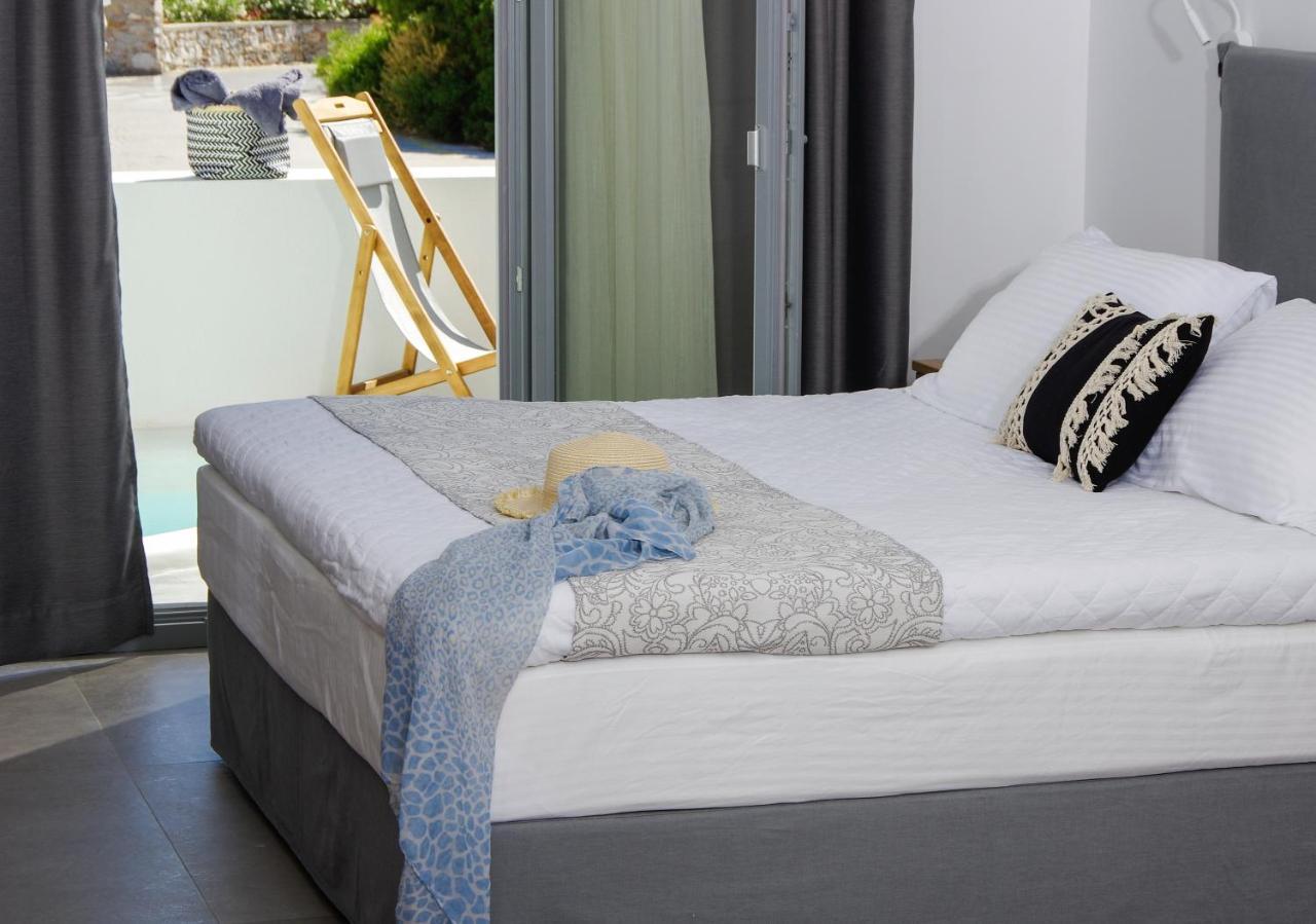 Oro Suites Kini Esterno foto