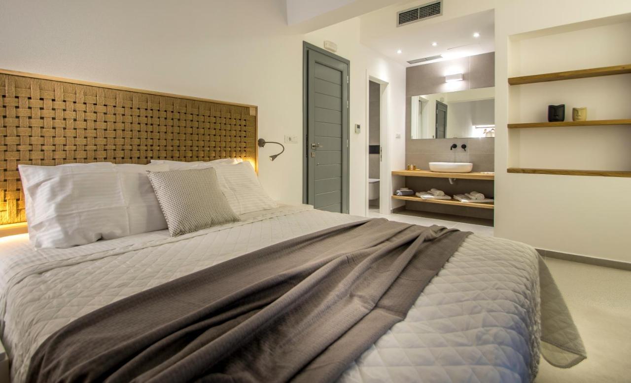 Oro Suites Kini Esterno foto