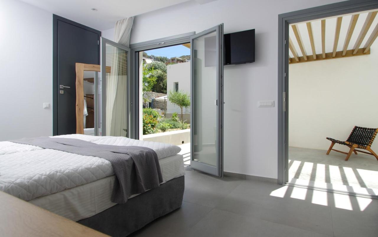 Oro Suites Kini Esterno foto