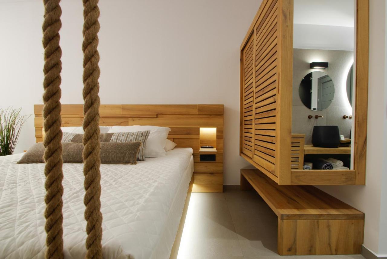 Oro Suites Kini Esterno foto
