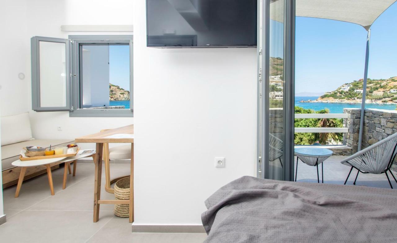 Oro Suites Kini Esterno foto